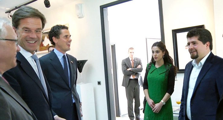 Abdullah Özel (sağda), Hollanda Başbakanı Mark Rutte ile